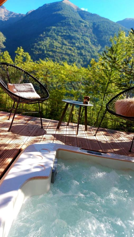 Chalet L'Empreinte Saint-Étienne-de-Tinée Buitenkant foto