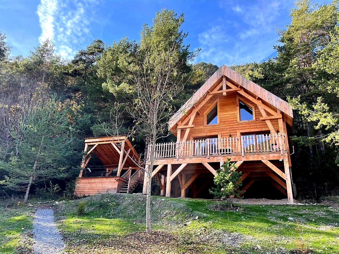 Chalet L'Empreinte Saint-Étienne-de-Tinée Buitenkant foto