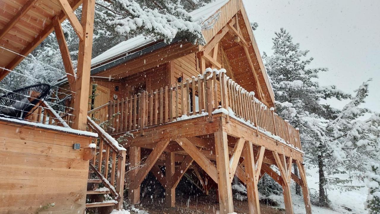 Chalet L'Empreinte Saint-Étienne-de-Tinée Buitenkant foto